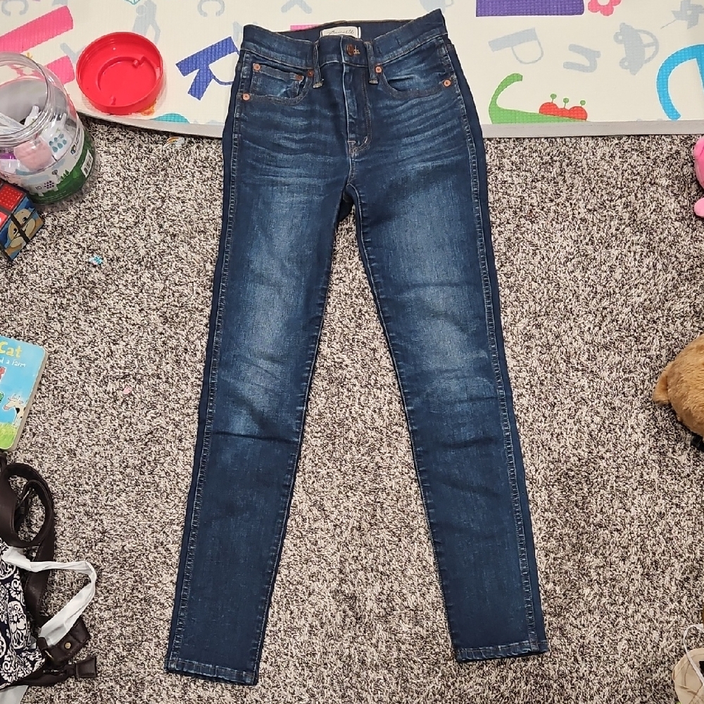 Madewell Dark Blue Skinny Jeans High rise. Skinny. Size 24